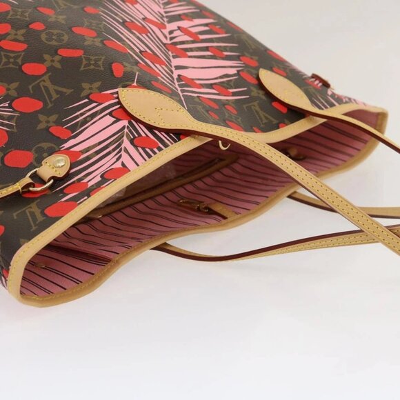 LOUIS VUITTON Monogram Jungle Dot Neverfull MM Tote Bag - Picture 5 of 15